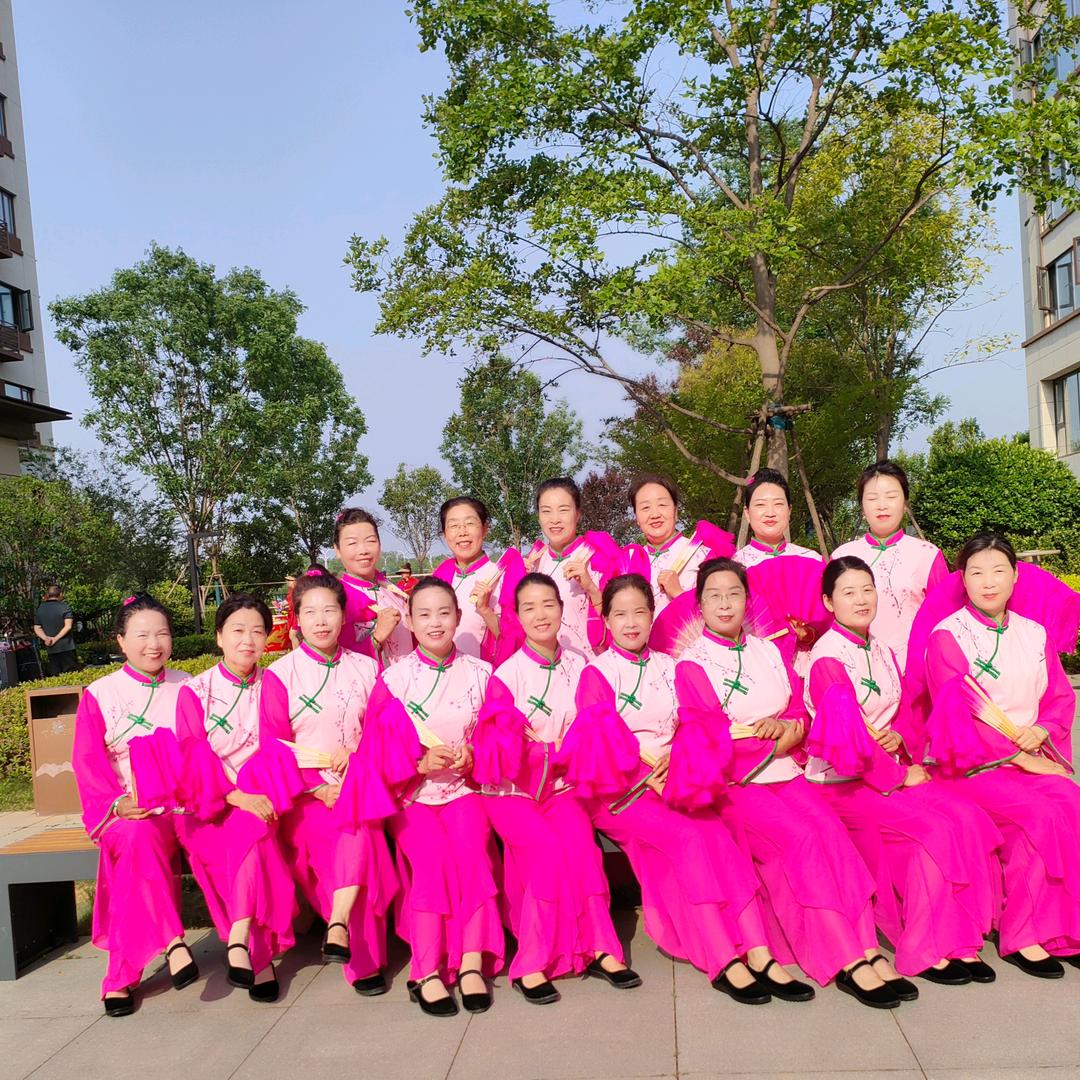 醉红妆鼓舞队快乐妞妞1553795217