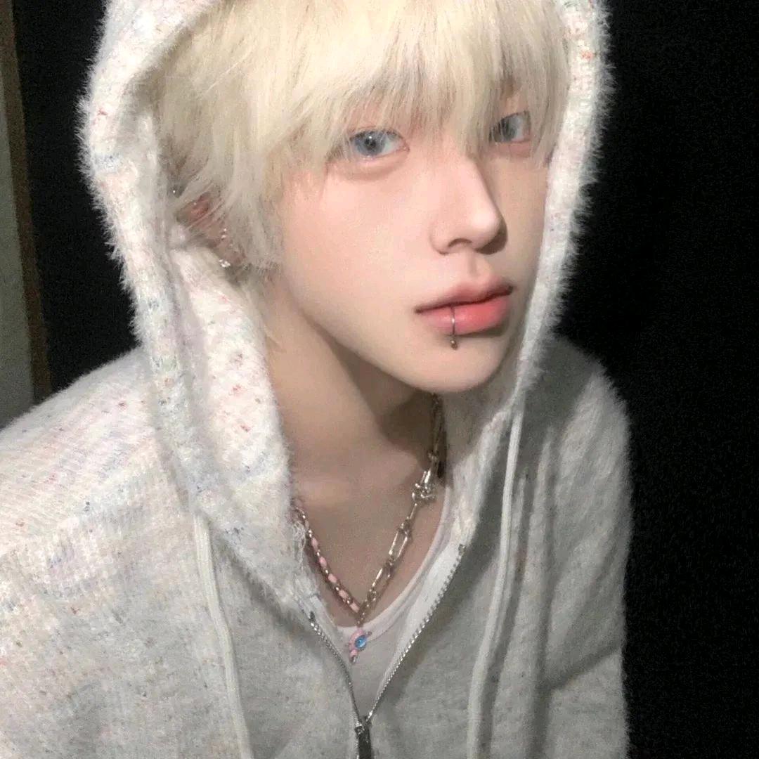 别吵我睡觉呢 等99人