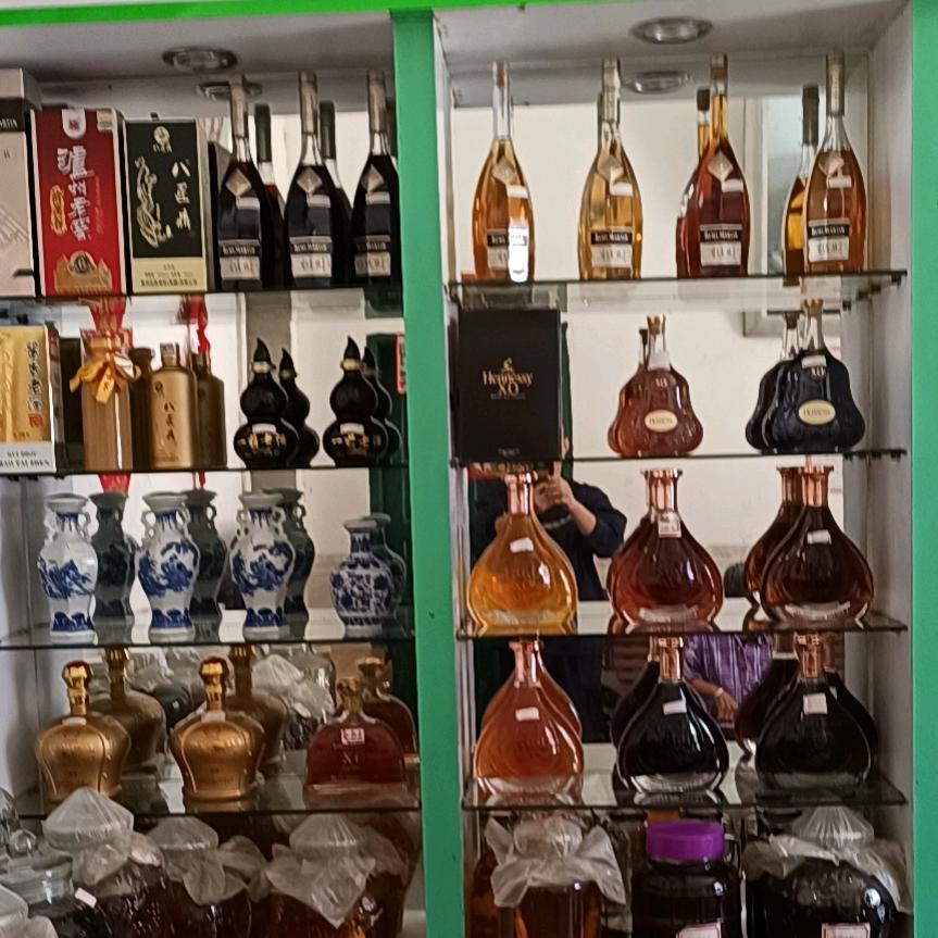 八匠鼎纯粮酒坊
