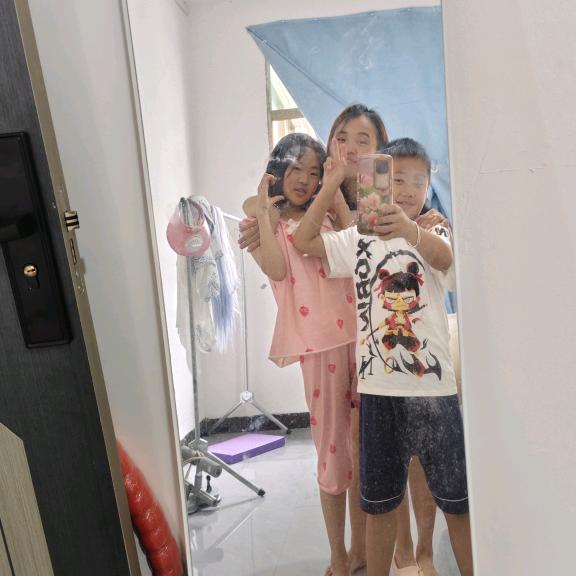 *^热爱美食的@哦