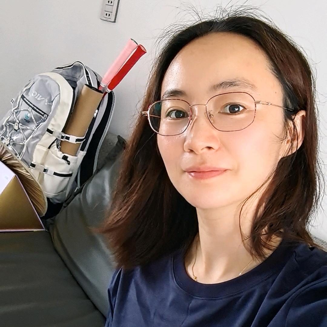 梅梅🏸