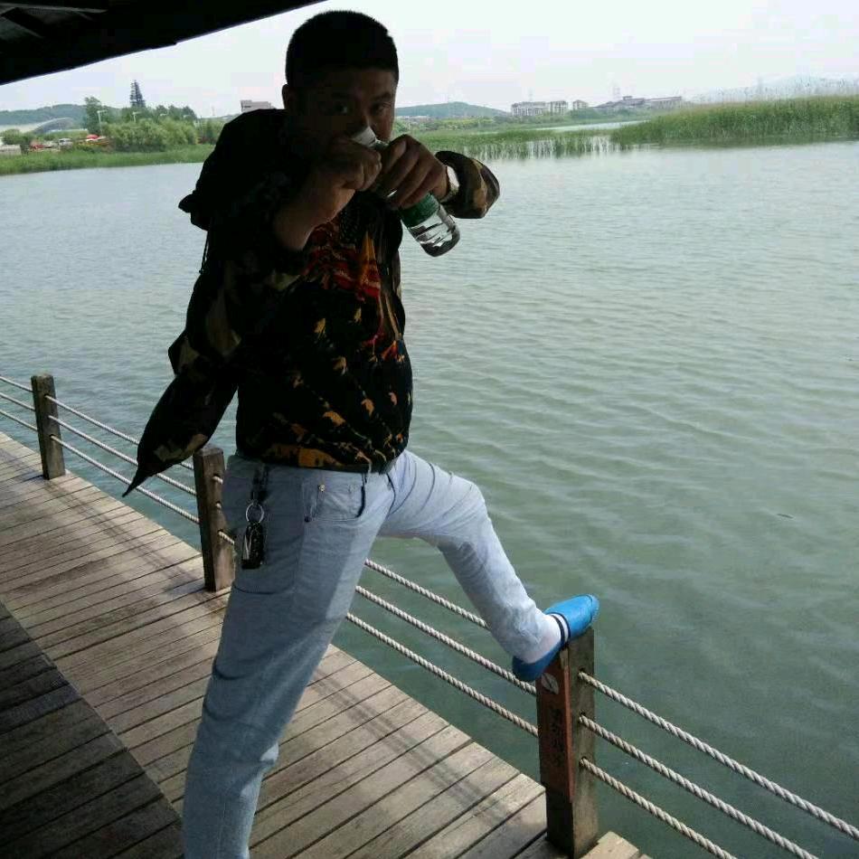 孤单的人，伤透的心。