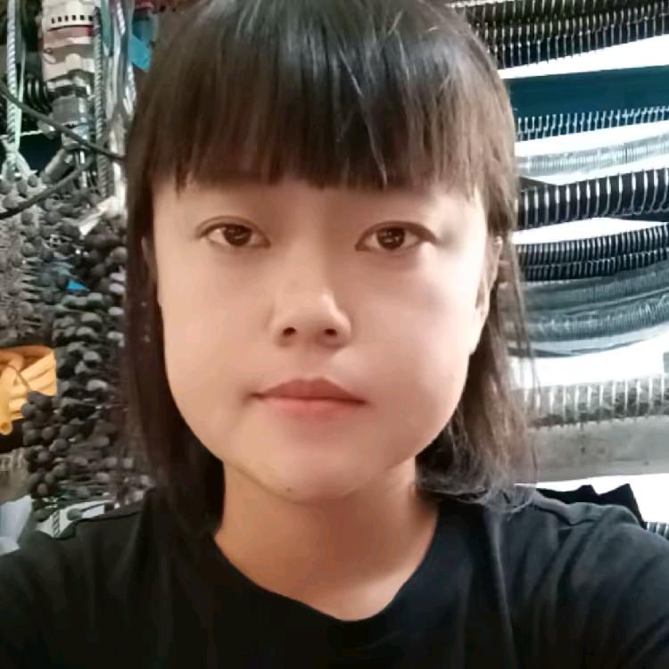 陈羲容 棕编