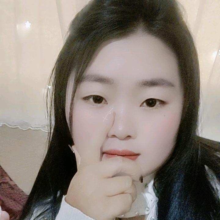 单身一个人。ヽ(*ﾟｰﾟ*)ﾉ