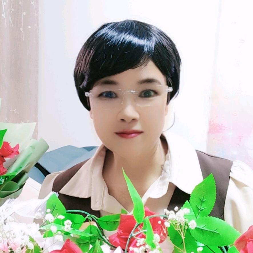 芳芳。