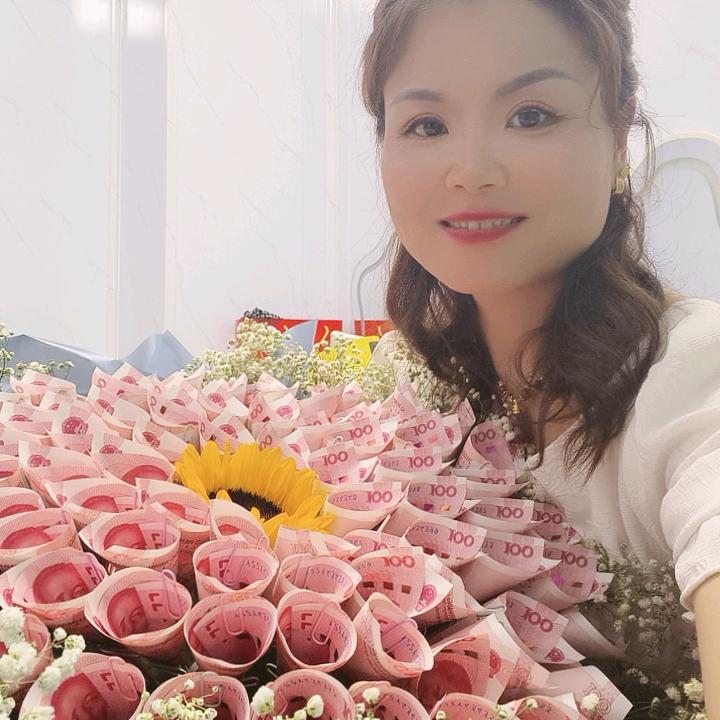 a芳