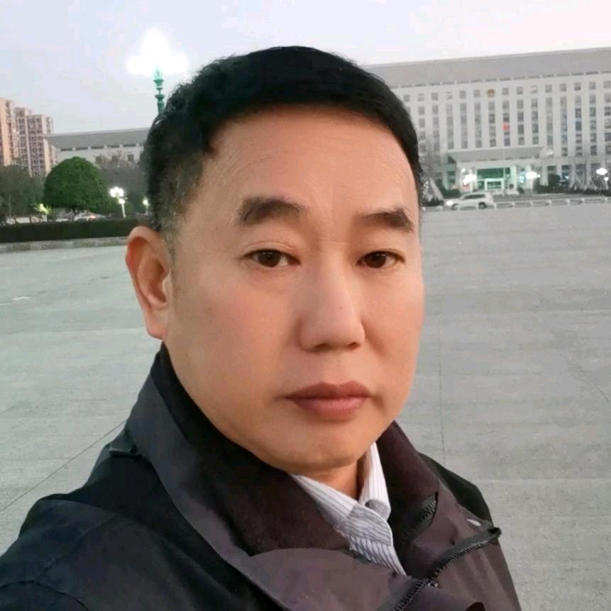 周兴文