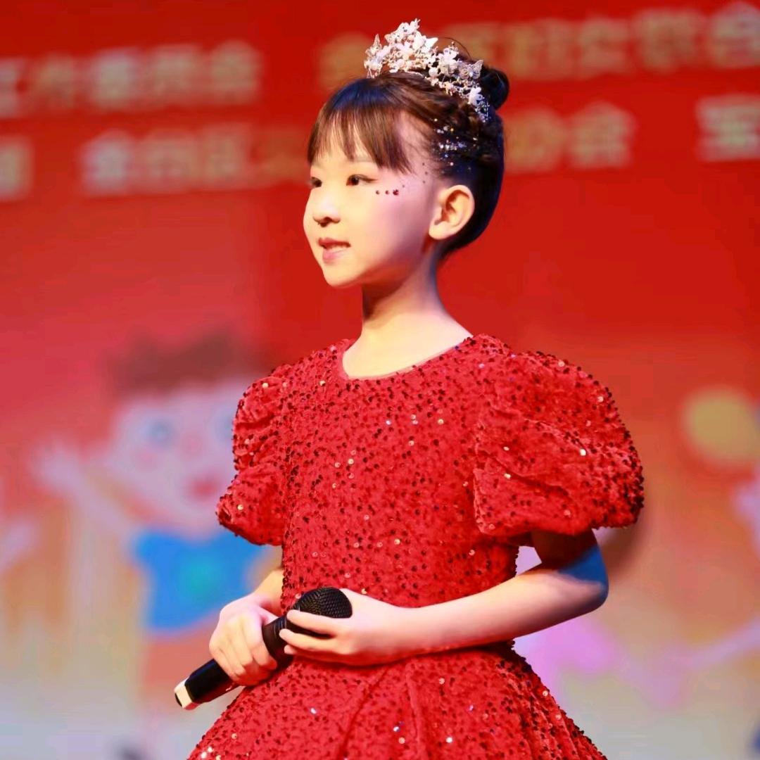 果冻的金奖作品班