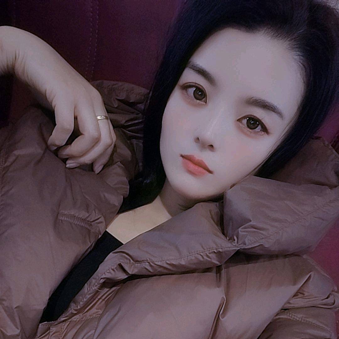 觅轻集丹妮
