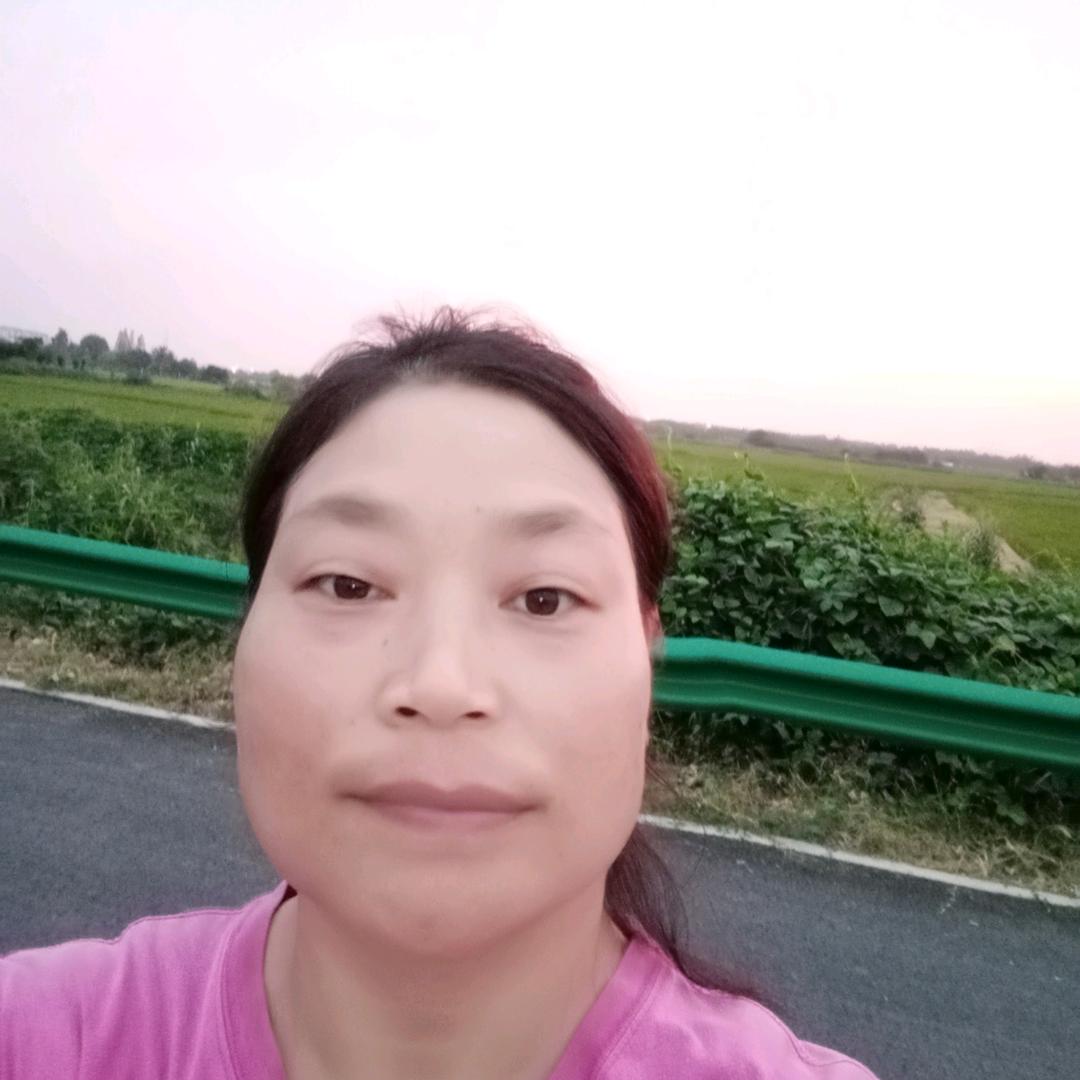 芝姐：早上4：10开播