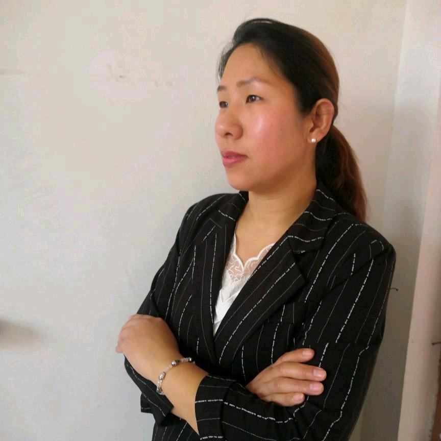 玲玲吖