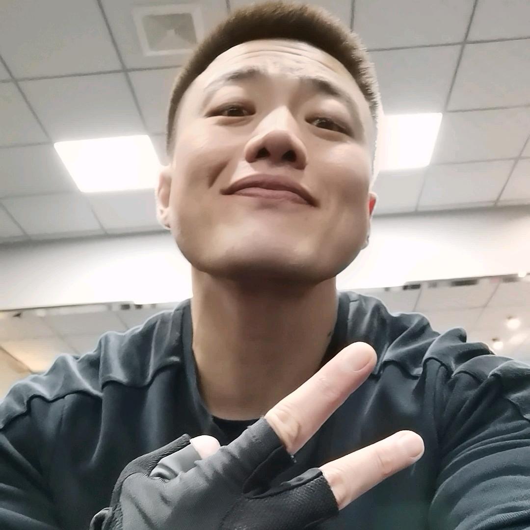 米莱健身教练
