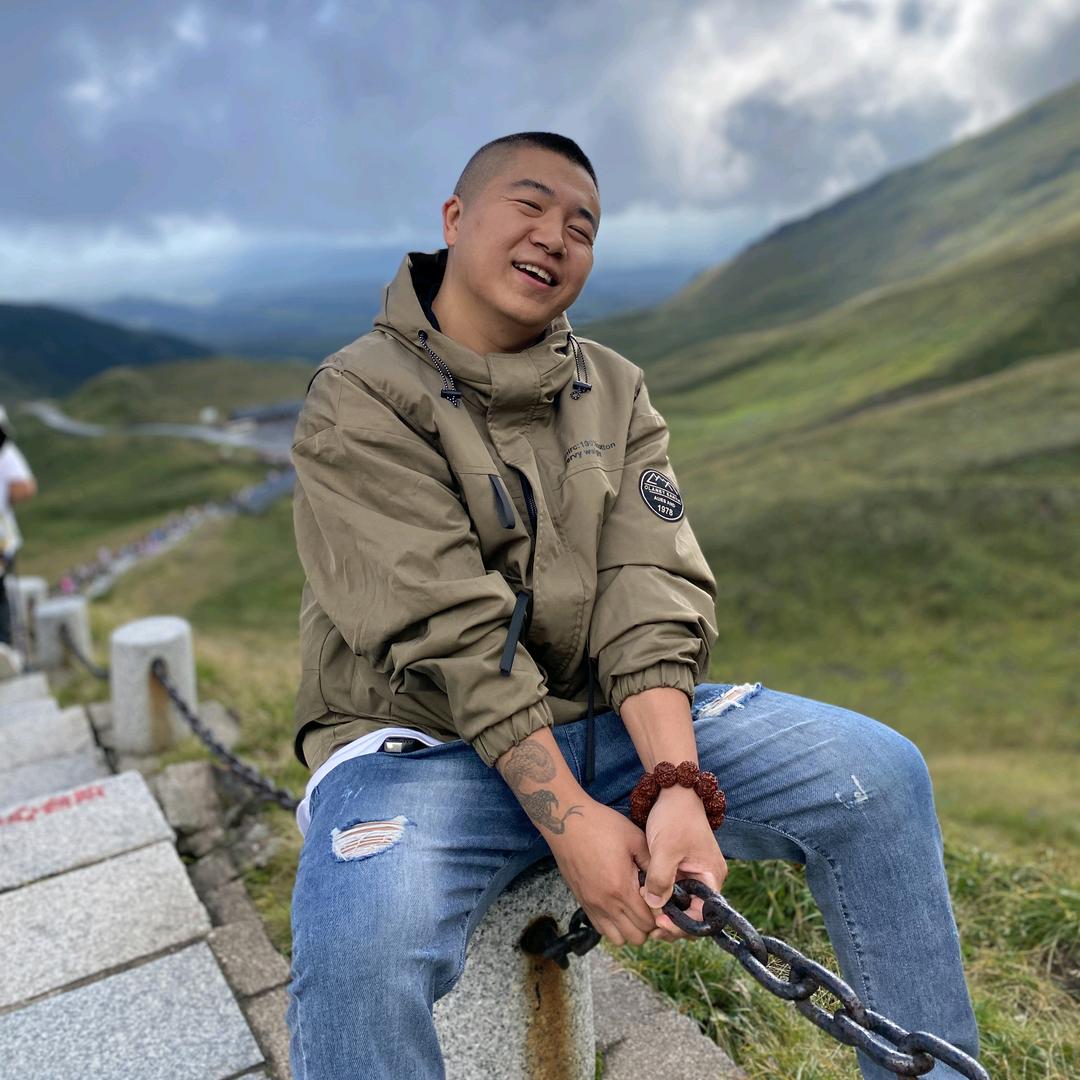 陆公子来啦