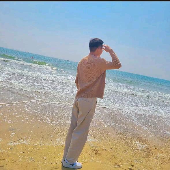 中年帅哥（人力资源版）