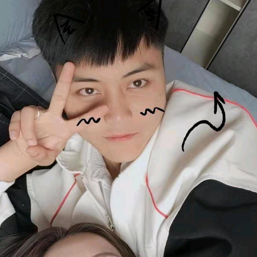小王。