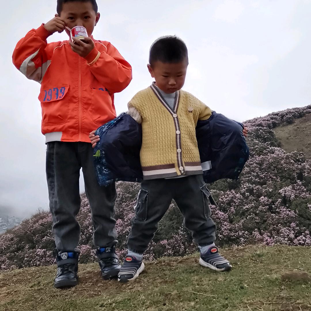 乌蒙大草原包车做导游
