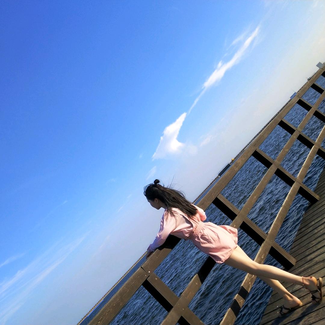 夏᳐目᳐ ੭ﾞ