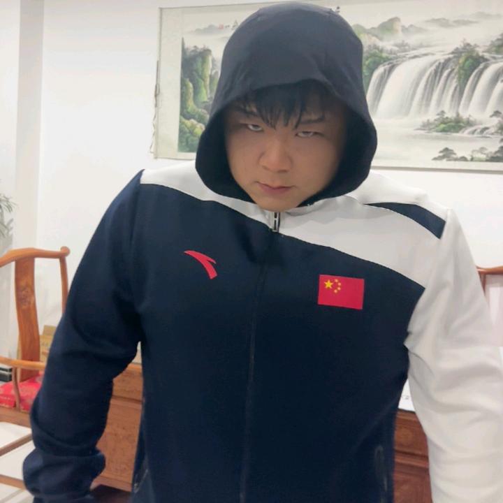 我想娶个会煲汤的女子为妾