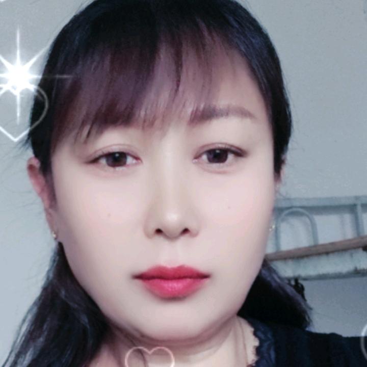 勤劳的蜜蜂