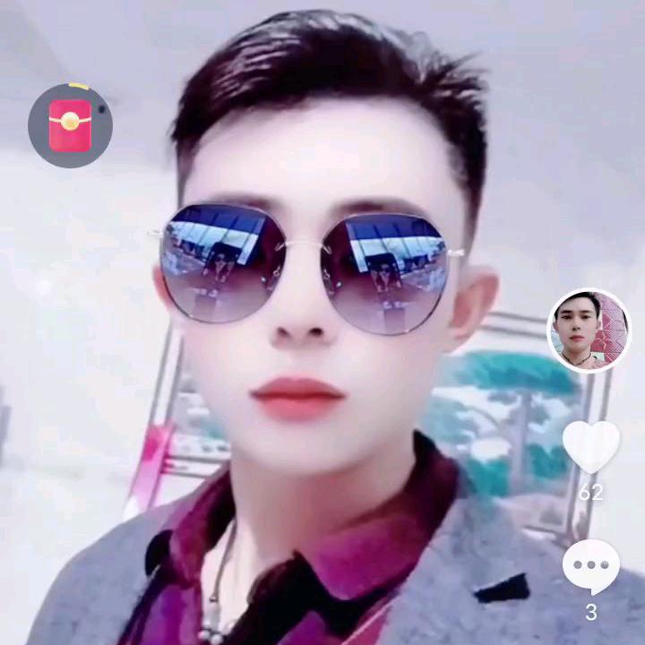韦少爷