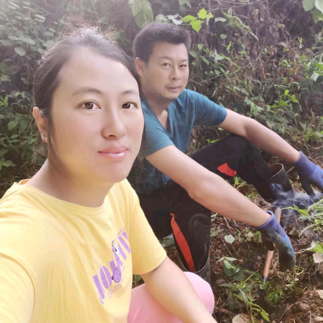 萍乡养猪的小廖夫妇
