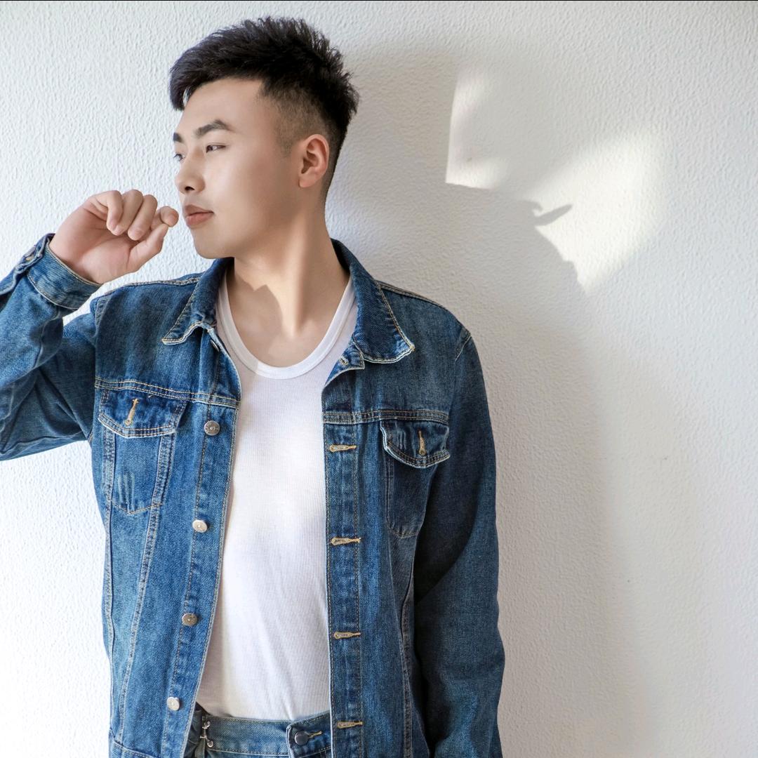 小张不敢嚣张