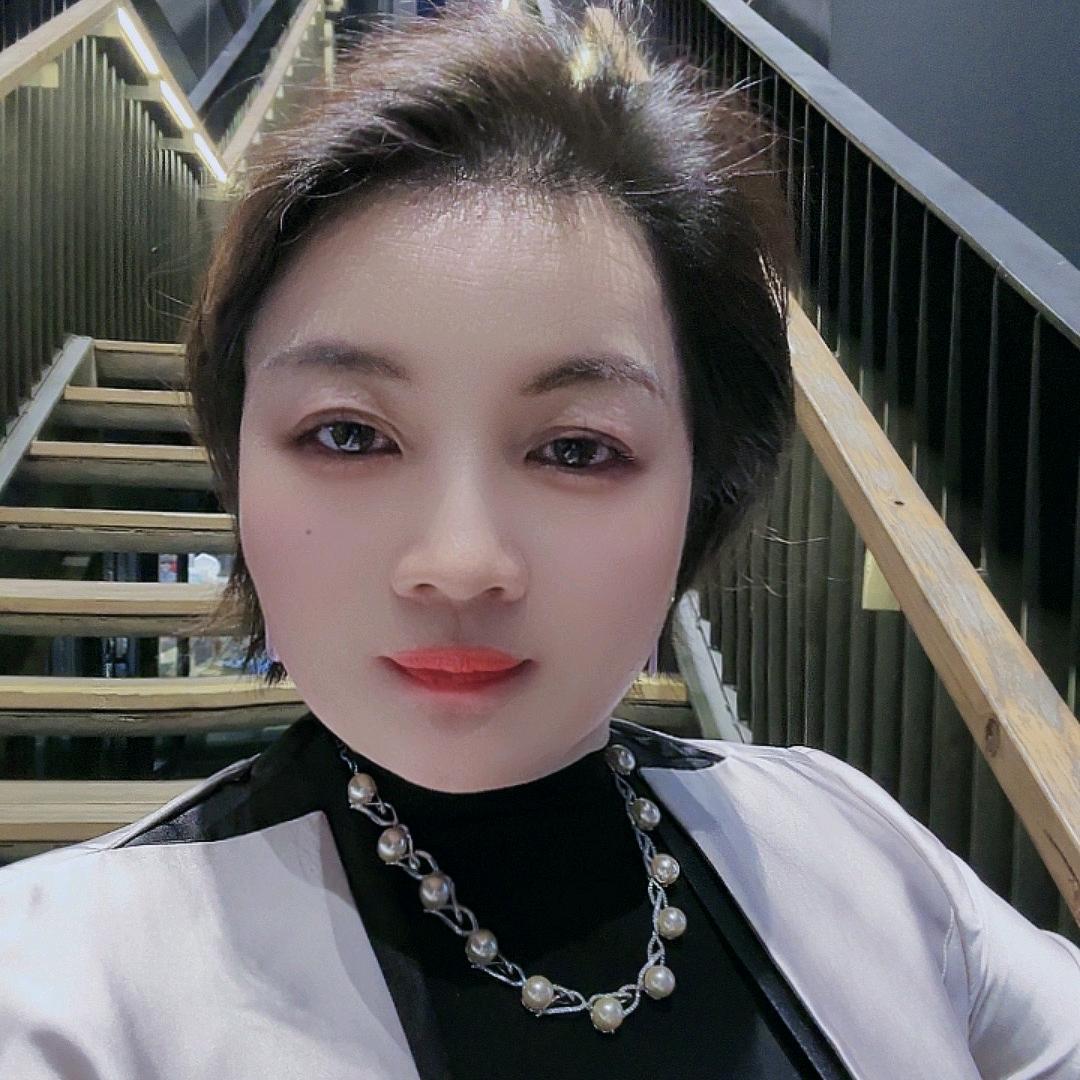 开心姐🌻