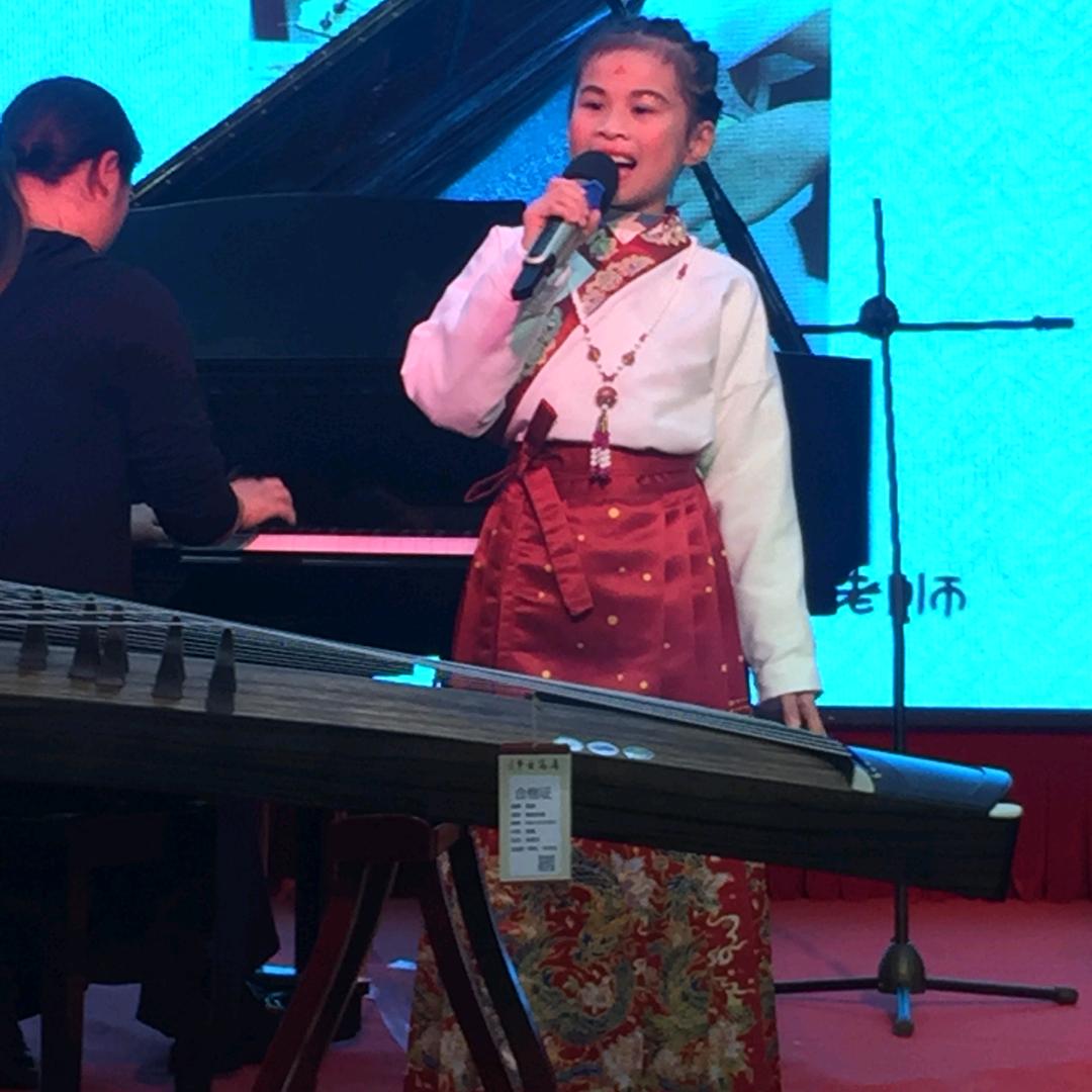 爱唱歌🎤的玥宝
