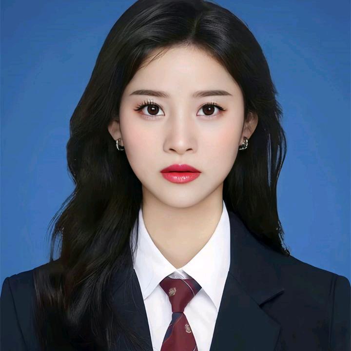 卖房的小姐姐