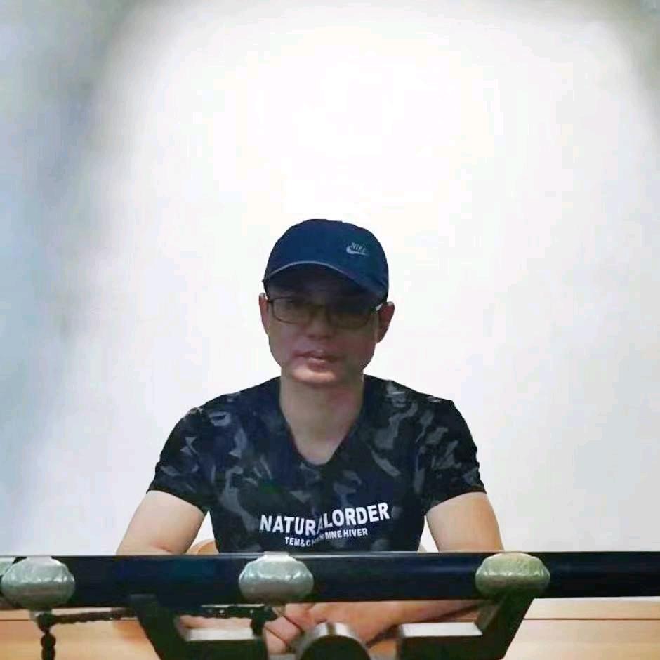 篓子哥
