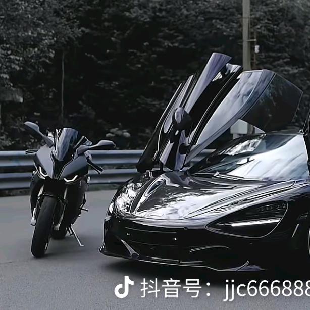 大白白机车