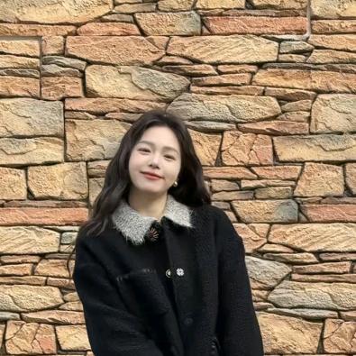 徐若桃-精致 穿搭