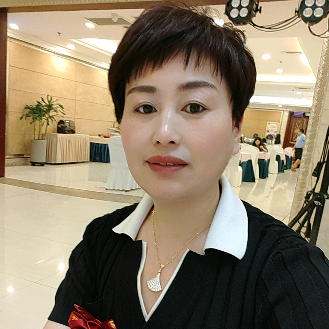 冯洁