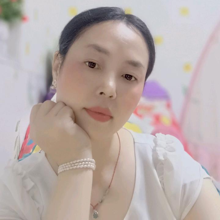 阿苹（厂家源头批发热溶封边胶）