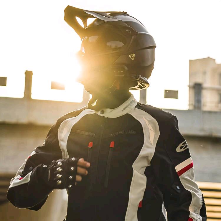 IRONRIDE铁汉运动装备店