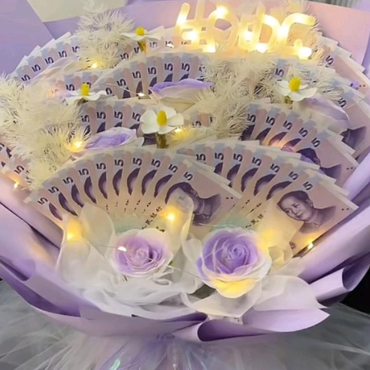 㿝氼
