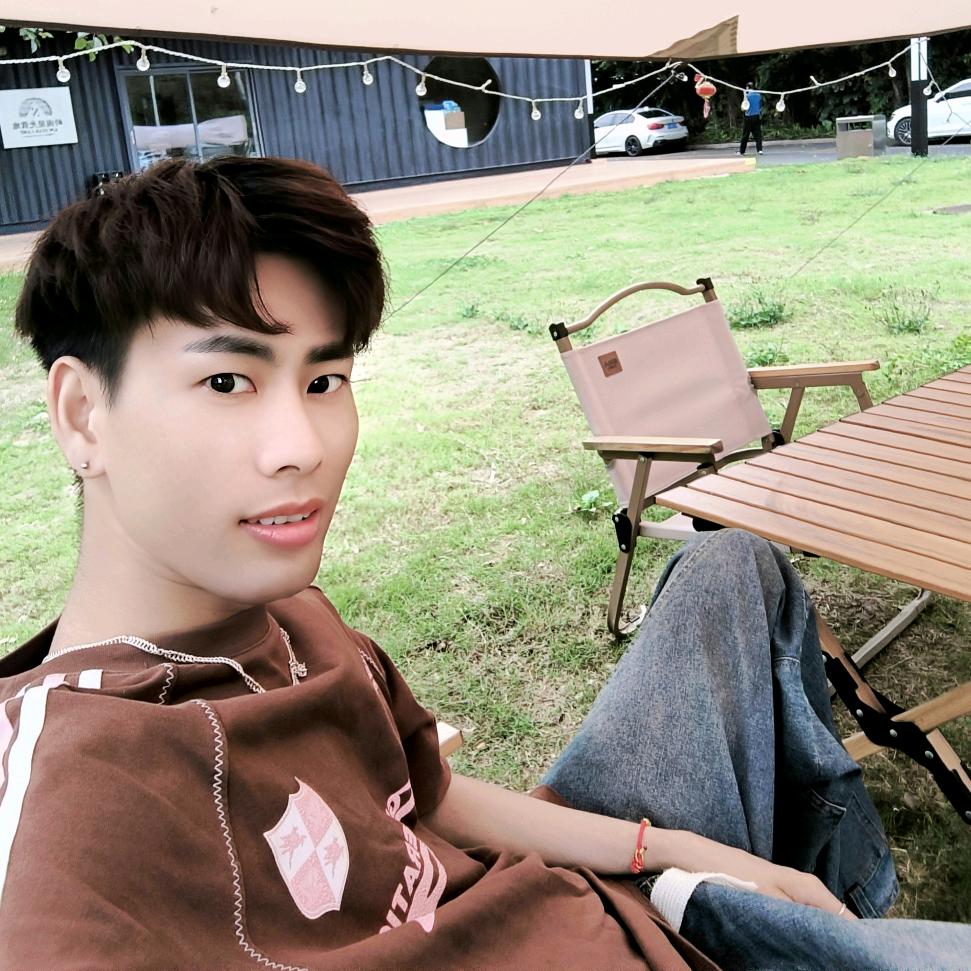 陈晨v