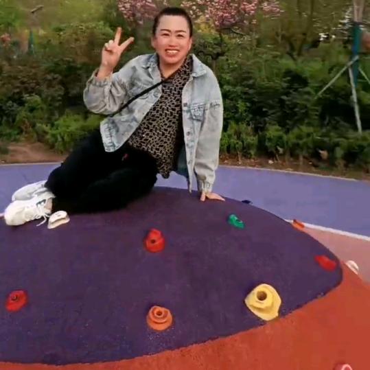 开心快乐英姐