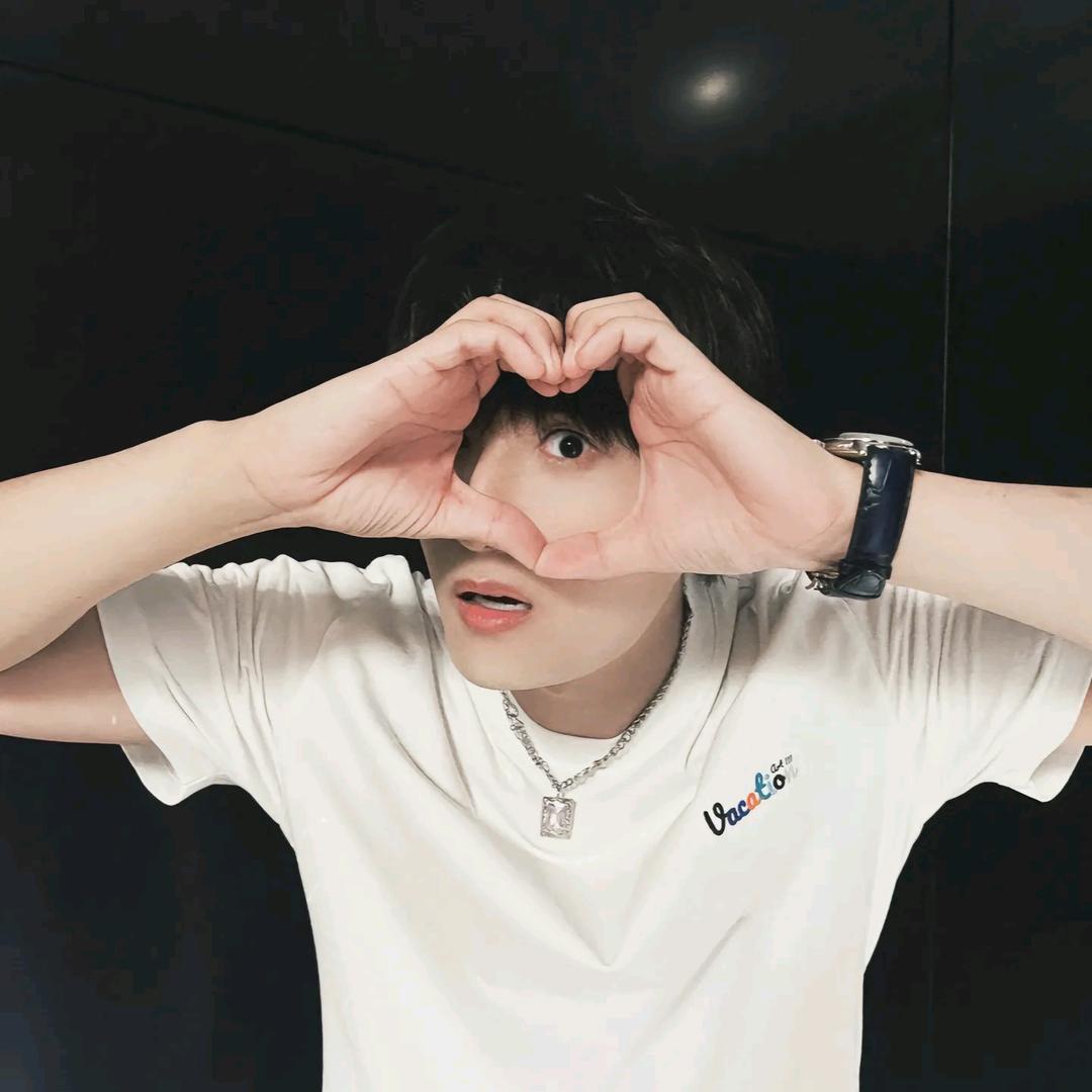 酒菜里的元宝🦈