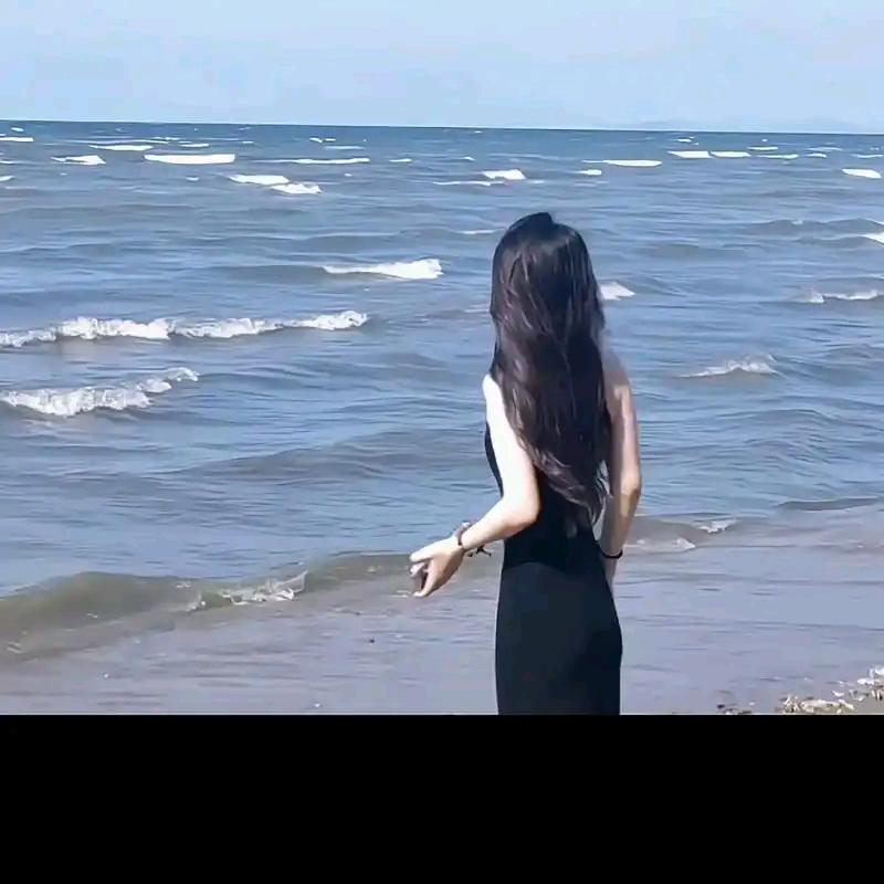 萌萌小月