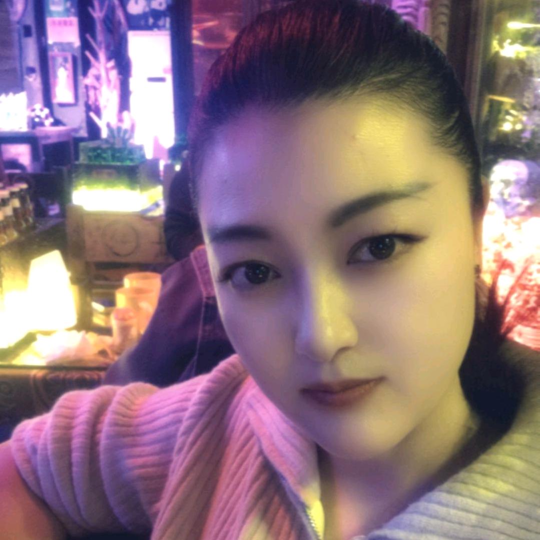 彤彤