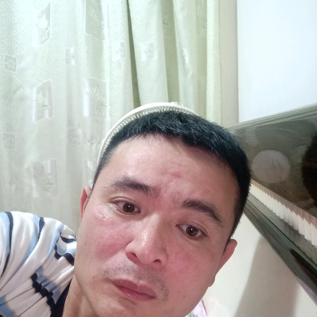 小草发芽
