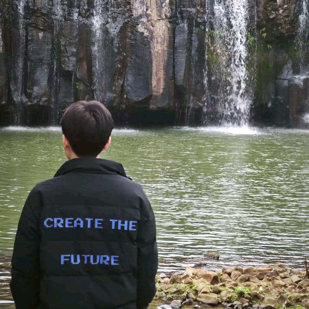 没牙吃白斩鸡。