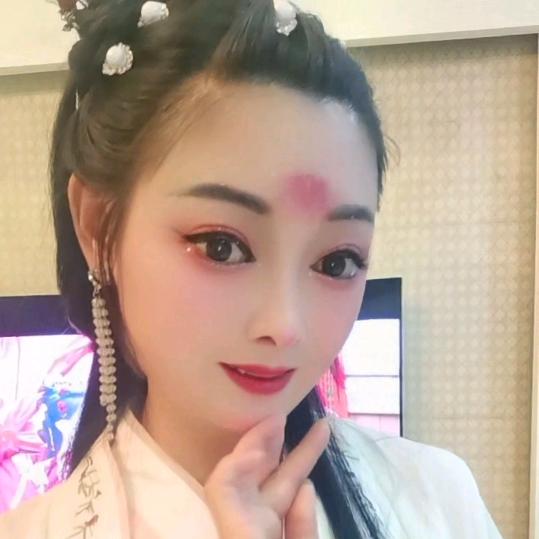 小诗诗