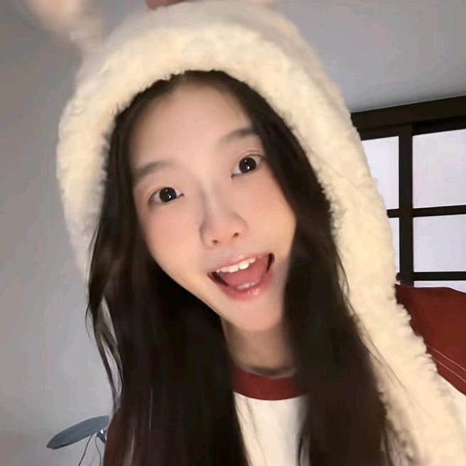 芊芊酱（上上芊）