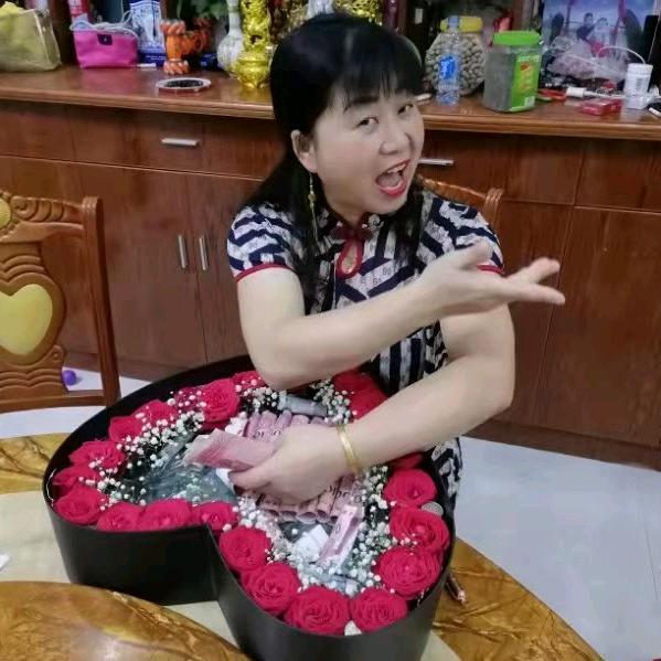 红红