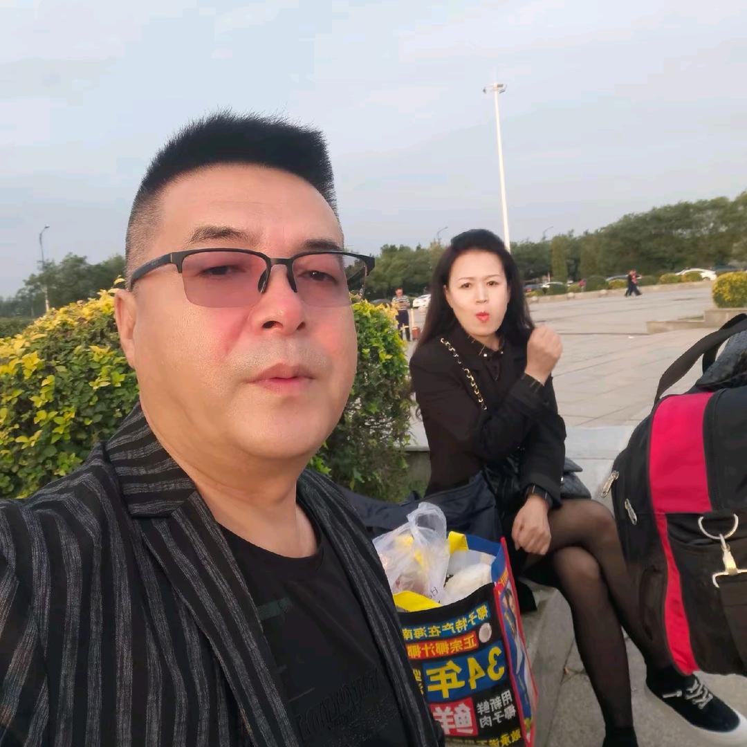 云绻云舒