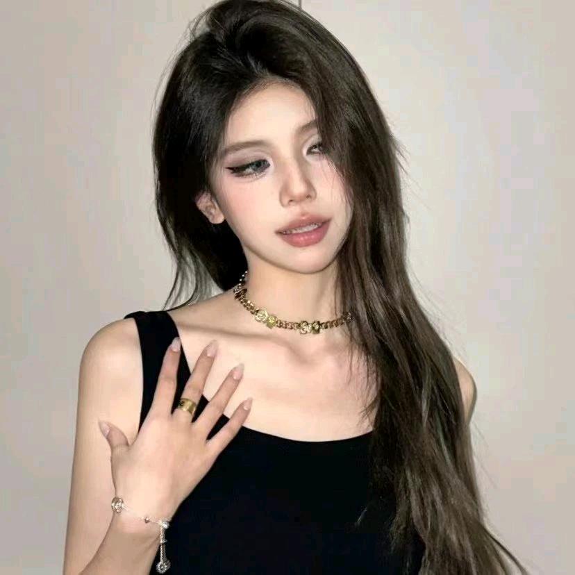 李绵绵.
