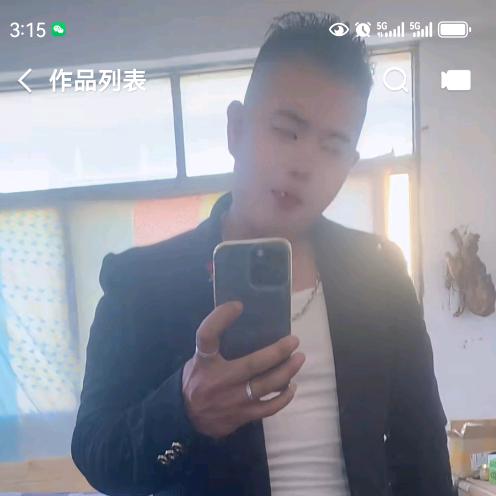 独自一人闯天下。