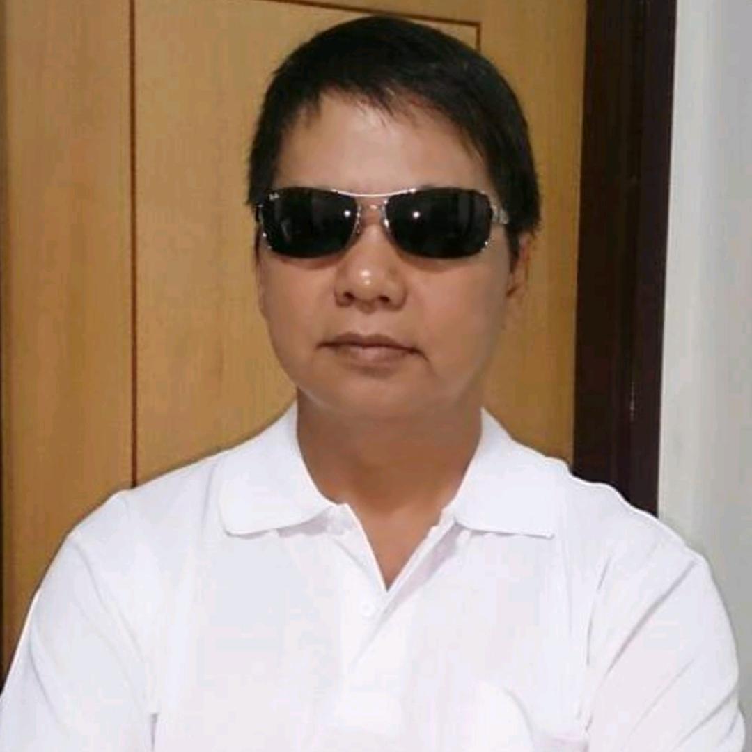 Tom chung